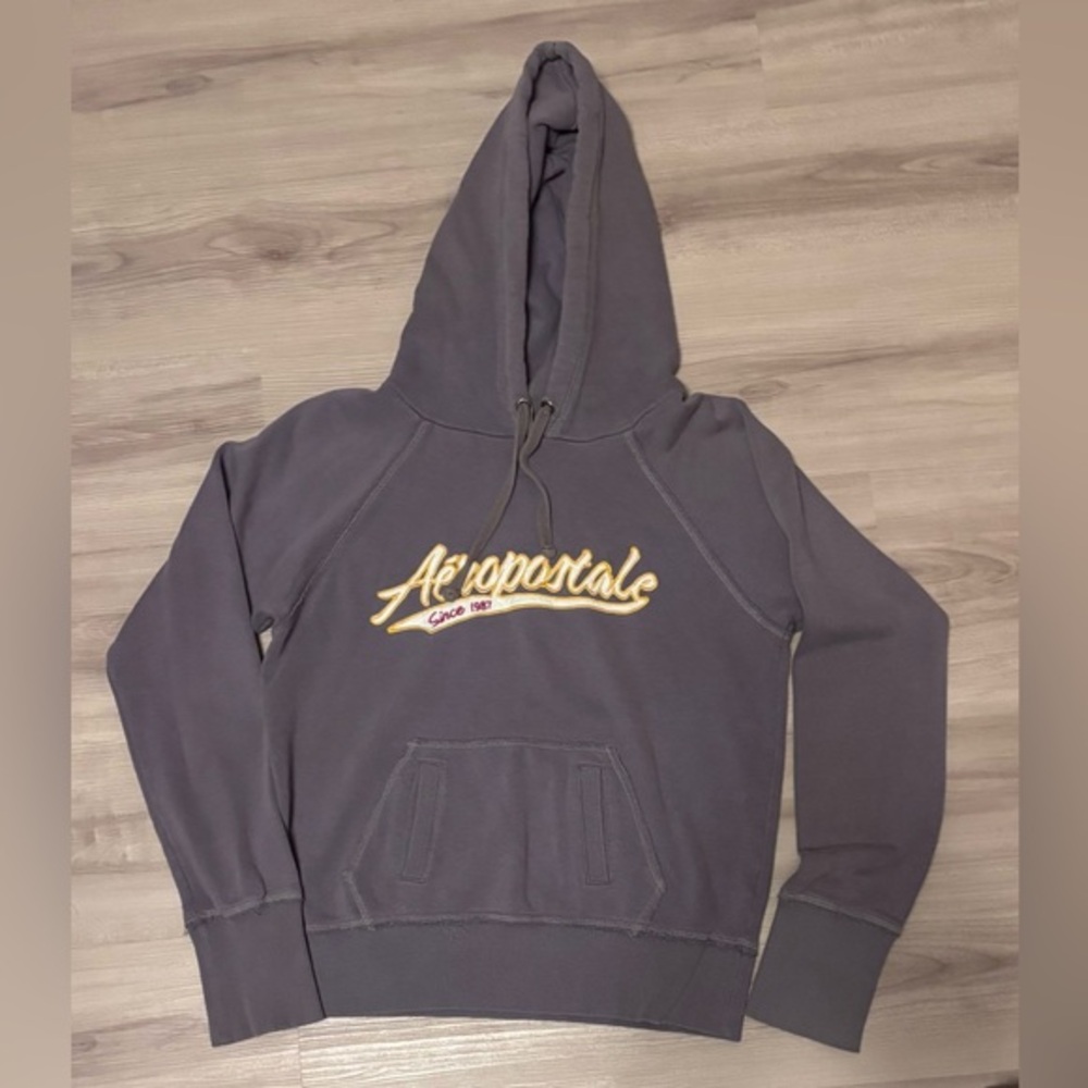 🍒5-$50 Aeropostale Hoodie
Light Purple Winter Apparel
Sz. Large Sweatshirt